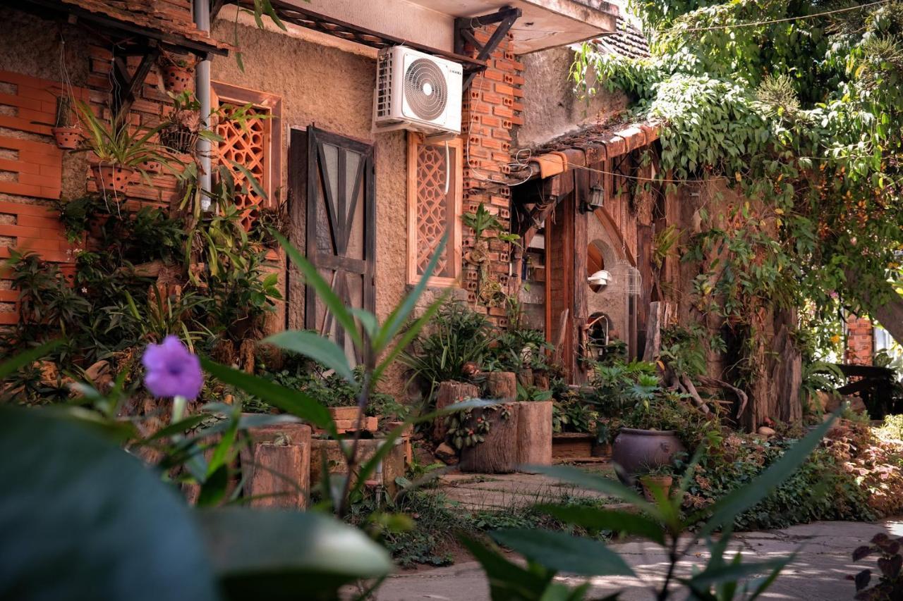 Y.O Inn Tỉnh Kontum Eksteriør bilde